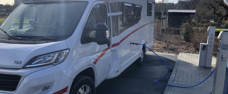 Frischwasser im Wohnmobil die Tankreinigung und sauberes Wasser Frischwasser im Wohnmobil die Tankreinigung und sauberes Wasser