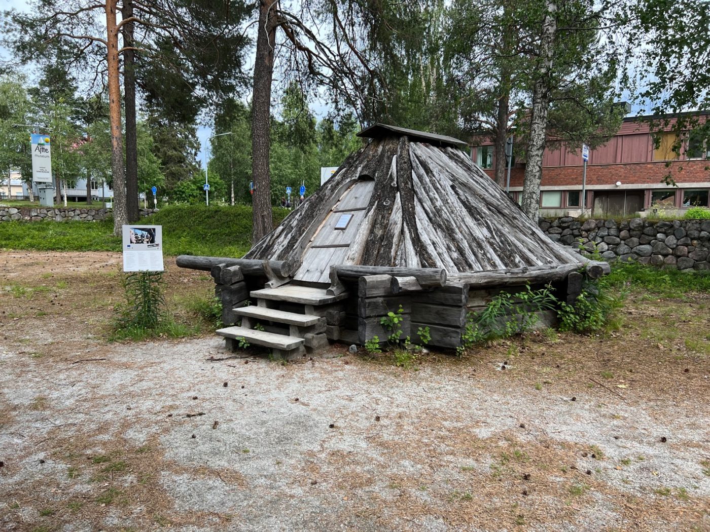3 Lappen ziehen mit dem Wohnmobil durch Lappland 41 Jokkmokk im Lappland
