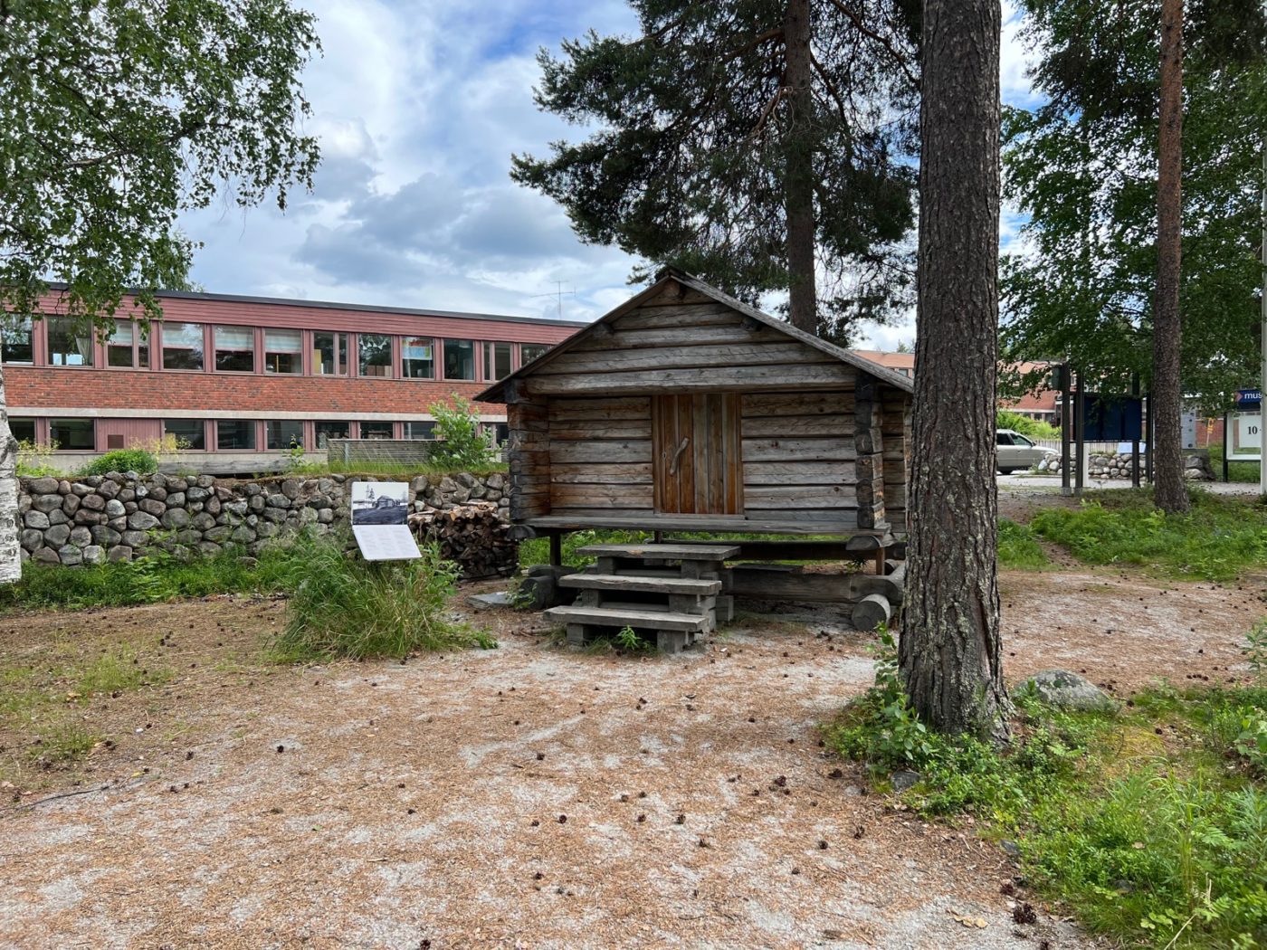 3 Lappen ziehen mit dem Wohnmobil durch Lappland 42 Jokkmokk im Lappland