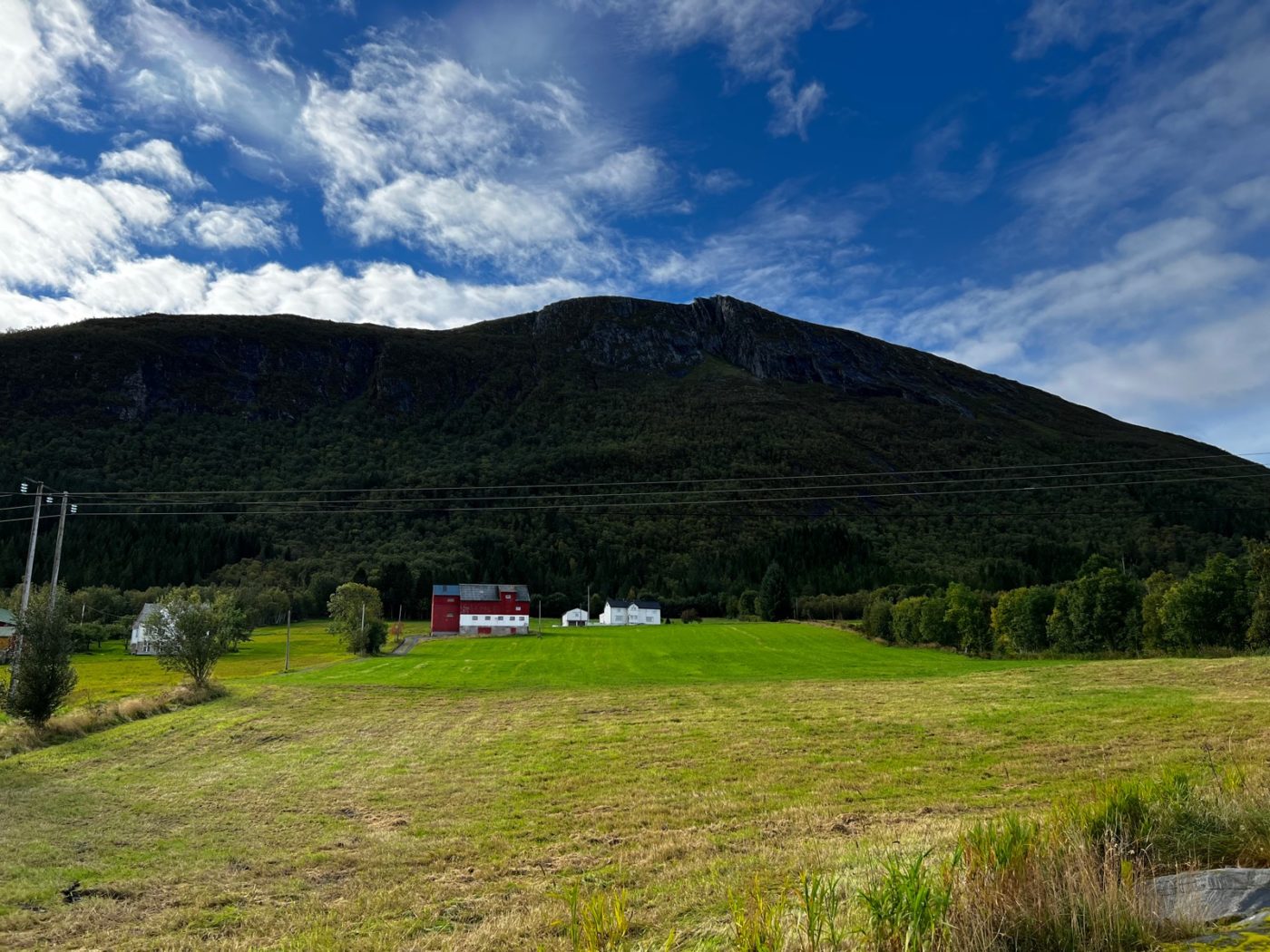Mit dem Wohnmobil von Trondheim über die Atlantik Strasse 29 Wandern in Norwegen