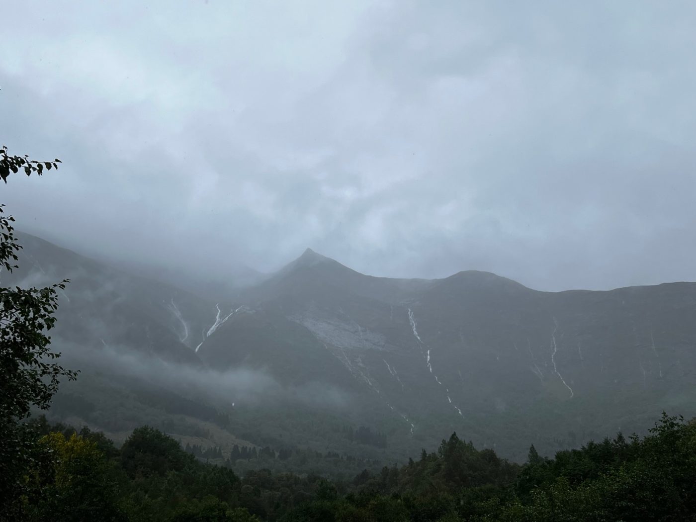 Mit dem Wohnmobil von Trondheim über die Atlantik Strasse 50 Wandern in Norwegen