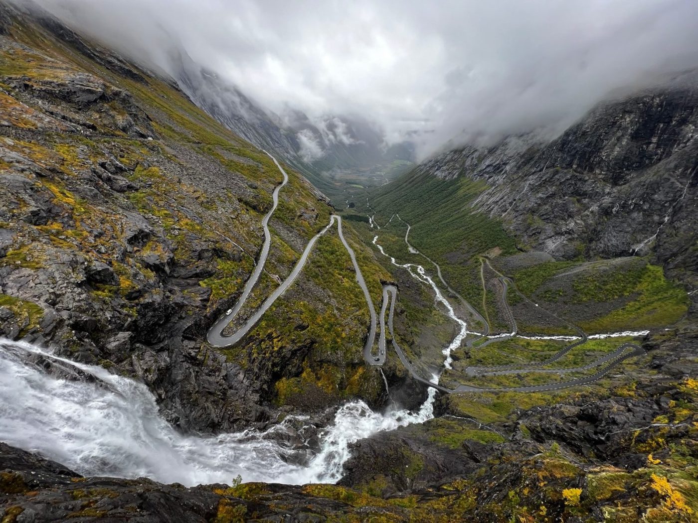 Über die Trollstigen zum Geiranger Fjord 14 Trollstigen Norwegen