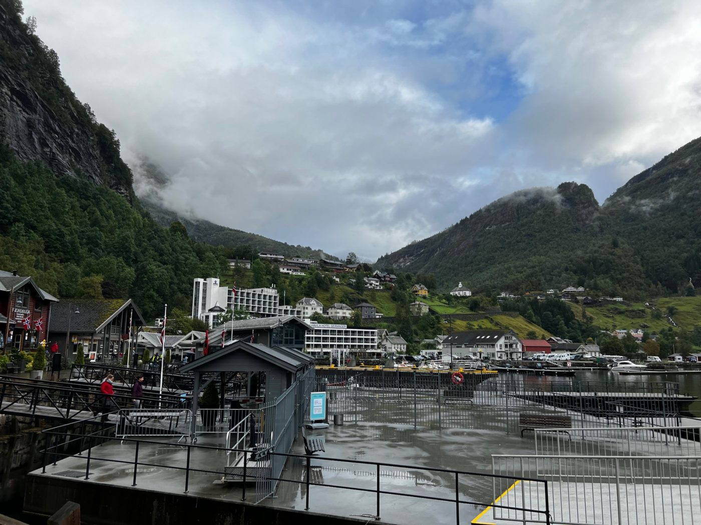 Über die Trollstigen zum Geiranger Fjord 24 Geiranger Norwegen