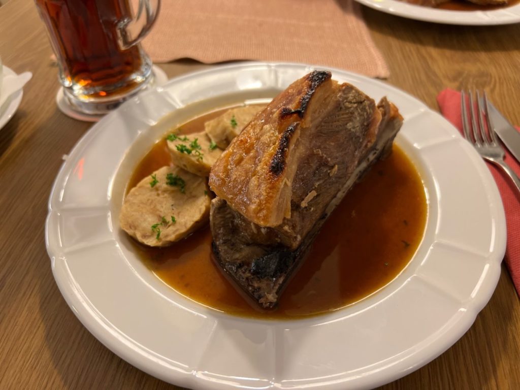 Mal kurz nach Italien 12 Feiern in der Heimat