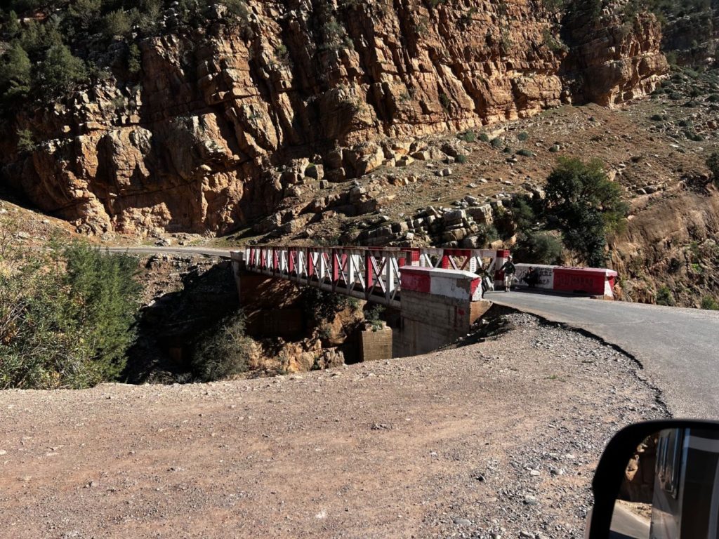 Von Meknes nach Fes und weiter durch Marokko 92 Wildnis von Marokko